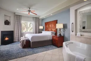 Sheraton Desert Oasis (2-Bedroom) - Image 5