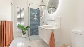 Hamptons House - Stylish Waterfront - Holiday Yamba - Image 4