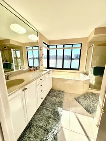 WATERFRONT PARADISE-1ST FLOOR LUXURY 2/2 CONDO ON TROPICAL ISLAND-ISLES OF CAPRI - Image 5