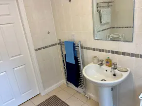 Dog-friendly 2-bed Bungalow by the beach in Trusthorpe, Lincs - Image 5