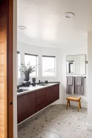 Ghost Forest Beach House: Reimagined Redwood Oceanfront, Spa, Chef's Kitchen - Image 4