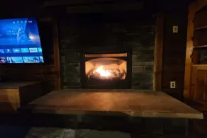 Authentic Log Cabin in the Pocono Mountains - Image 3