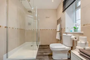 4 Bed in Teignmouth oc-l28419 - Image 4