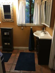 Mountain Cottage near Russian River, hiking & downtown, family and pet friendly - Image 4