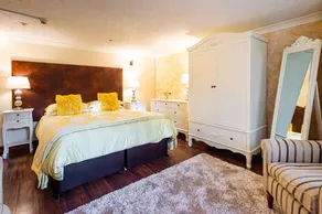 Barford House - Self-Catering Garden Apartment - Image 4