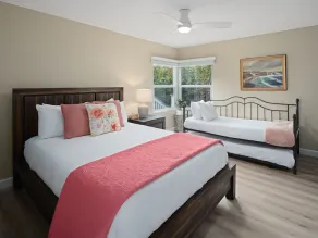 Oceanfront at Windansea Beach- AC, Private Oceanfront Deck, Parking! - Image 3