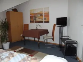 Accommodation near Freiburg - Comfortable living at Feldschlösschen in March - Image 4