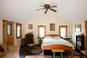 Bower Cabin- Cabin in woods on a remote pond, Romantic getaway, Green living! - Image 5