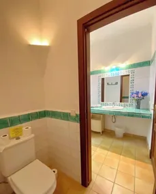 Wunderbare 4-Bett-Villa mit privatem Pool im Zentrum von Cala D'Or, 5 Minuten zu Fuß zum Strand - Image 5