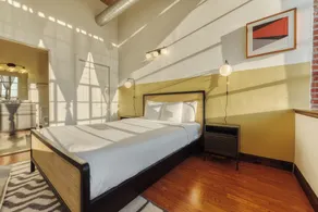 Sosuite at Independence Lofts - Callowhill - Image 5