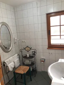 solrig stor studio, pejs, pool, sauna, fitness, sø på 50 meter, hund - Image 2