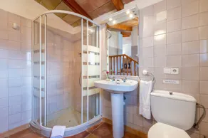 Holiday Home 'Can Jaumins' with Mountain View, Shared Pool & Wi-Fi - Image 2