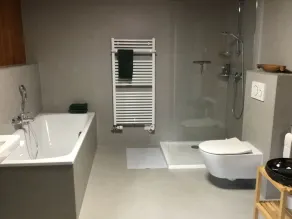 Roligt, stilfuldt Valais hus med spektakulær udsigt - Image 2