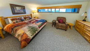 Mountain Rustic Condo with Valley Views - Image 4