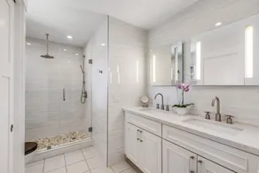 SEA FOREVER ~  Downtown Ocean View Home w/ 3 BR, 3.5 Ba w/ Pool! - Image 5