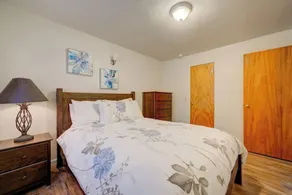 Middle floor 3 bedroom near downtown bozemanrents - Image 5