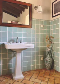 Cottage - Image 2