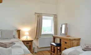 Grofftau Cottage - Sleeps 4 & Free Parking - Image 5