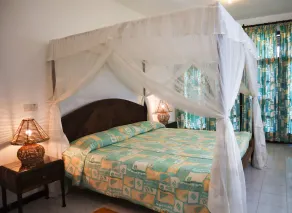 WOBURN RESIDENCE CLUB- COASTAL FINEST RESORTS AND HOLIDAY AND HOME - Image 5