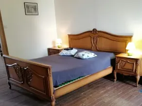 Spacious country house with Wi-Fi and pets allowed - Image 3