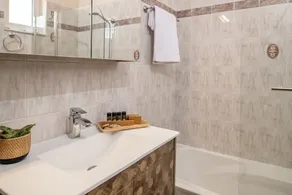 Diogenis House - Image 3
