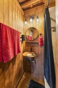 Luxury Glamping Yurt on 1 acre! - Image 3