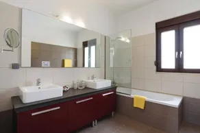 Villa Persis by Villa Plus - Image 3