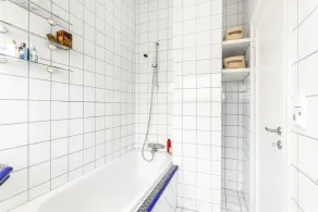 Exclusive & Elegant Frogner Apartment in the Heart of Oslo - Image 4