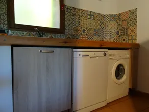 Maison Corse N°2 proche de la mer avec piscine. - Image 3