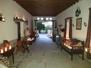 Ideal for groups of friends and families who want to live a unique experience. - Image 5