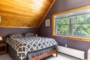 Fredelig og privat Sebec Lake Waterfront! Rustik luksus, gratis WIFI og mere. - Image 4