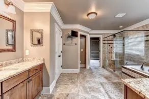 9-bedroom Luxury Home, 4.8 Acre w/ Pool, Minutes to Suwanee downtown and Lake - Image 5