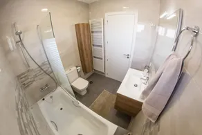 Drømmeudsigt - velholdt villa med pool, lige på stranden, 2- 8 personer - Image 5