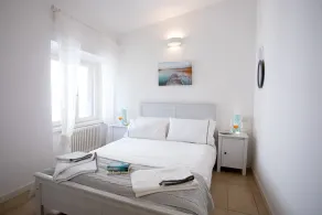 VECCHIA LUNA APARTMENT LENNO with Pool by Italian Apartments - Image 4