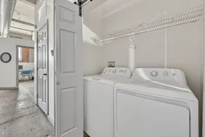 Charming 2BR Escape with Fast WiFi - Image 3