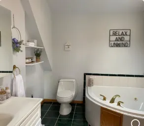 Great Upper Apartment - Image 4