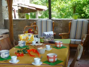 Romantic detached cottage with pool, in a farm between Arezzo and Florence - Image 4