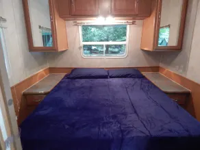 Waterfront camper in Adirondack-like setting - Image 4