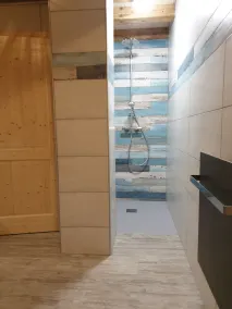 The chalet. - Image 3