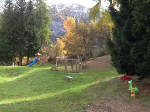Elegante Residenz in den Dolomiten für Bergliebhaber - Image 3