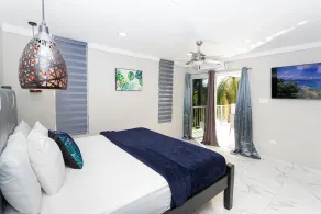 Montego Bay Club Apartments - Image 4