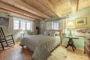 Historic charm of old Taos with modern amenities. Very best location! - Image 4