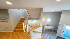 5 BRs, Hot Tub Roof Top, 2nd off the Ocean. - Image 2