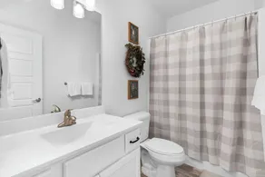 Lakeview Home: Private Hot tub and Sauna - Image 5