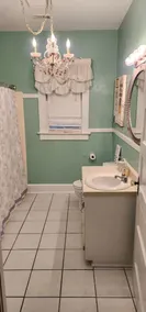 Grandma’s House at Mid Way Retro Retreat • Pet & Family Friendly - Image 3