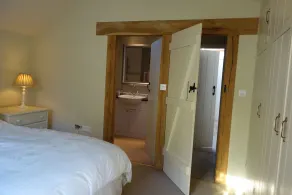 Peak District Luxury cottage, sleeps 8 plus pets - Image 4