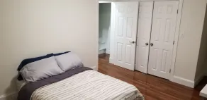 Newly Renovated Open-Concept living space, close to Boston, plenty of parking - Image 5