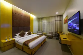 Hotel H - Image 3