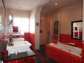 Mærk godt hus nær stranden med privat pool og smuk have, perfekt afslapning - Image 4