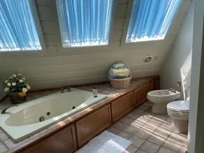 Large unique home in the beautiful Ozark Mountains on the Kings River. - Image 3